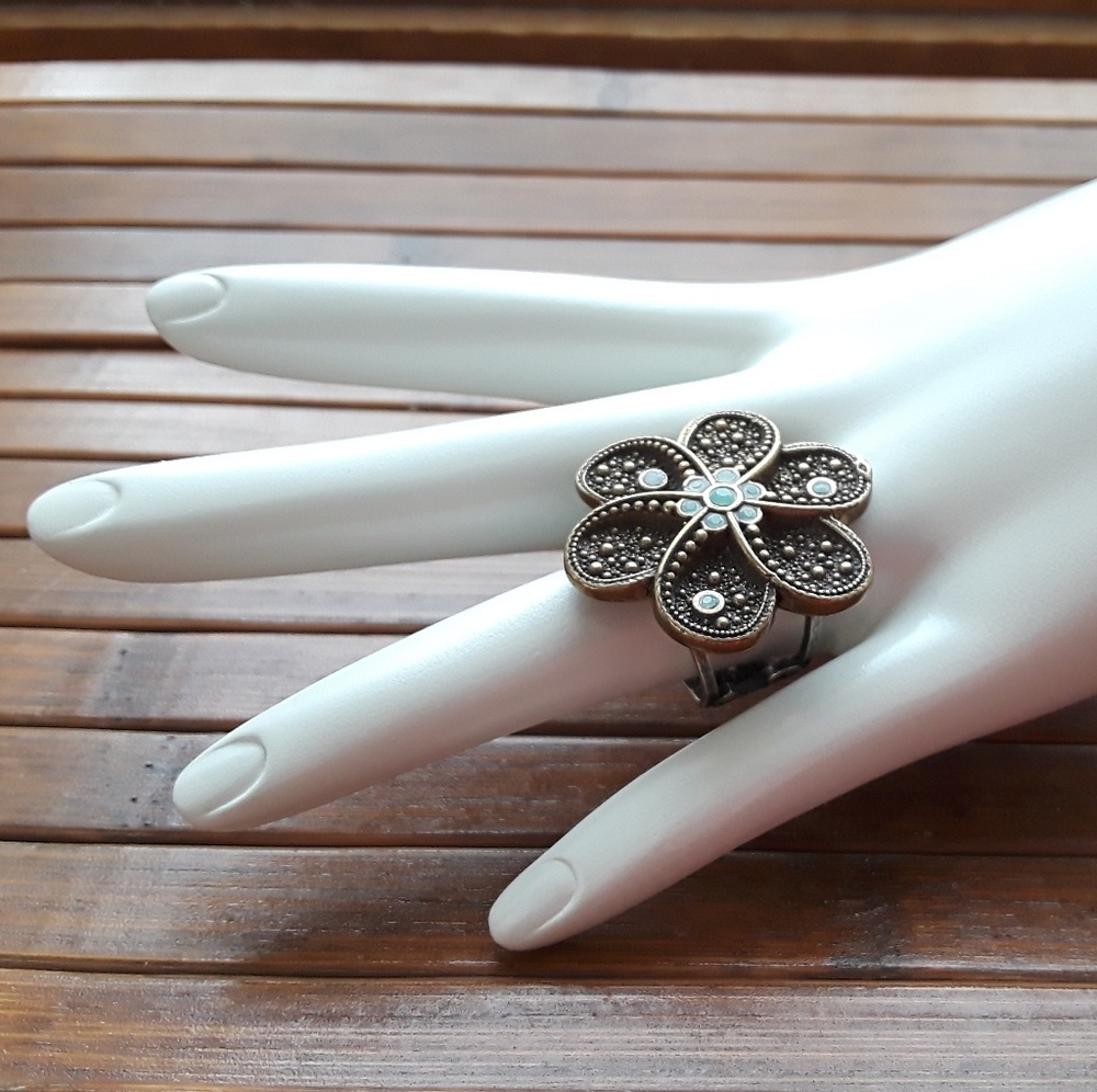 Kim Kardashian Infinity Ring VSA Designs